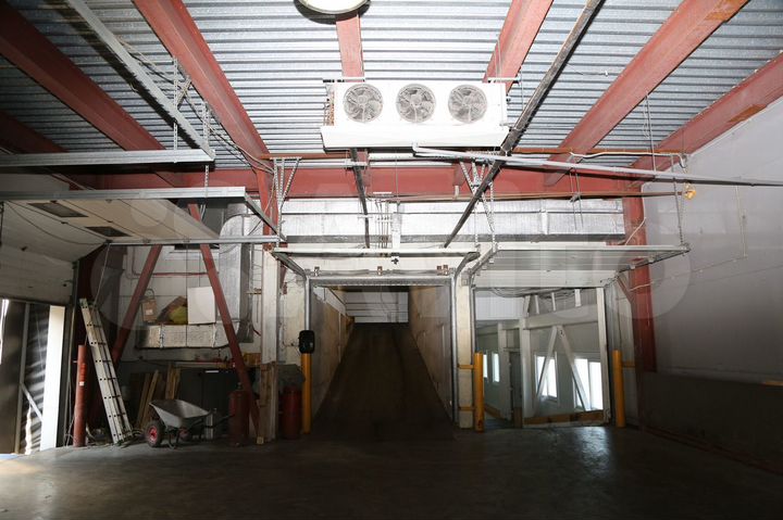 Производственно-складское помещение, 700 м²