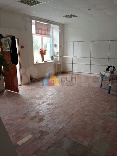 Продам торговое помещение, 180 м²