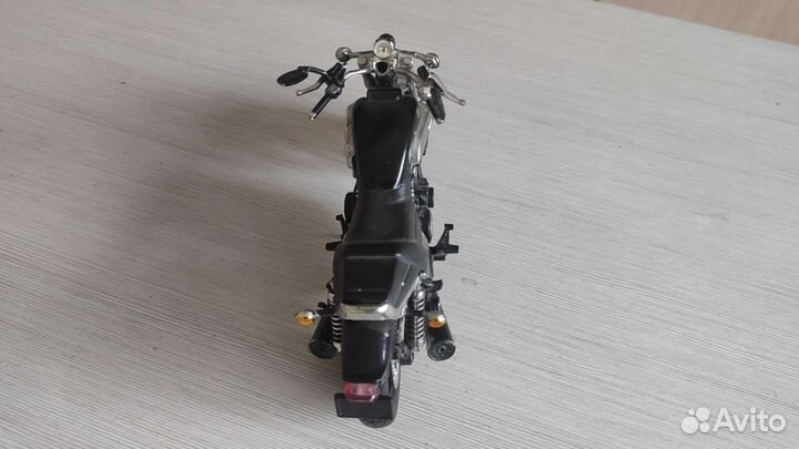 Коллекционная модель Yamaha vmax