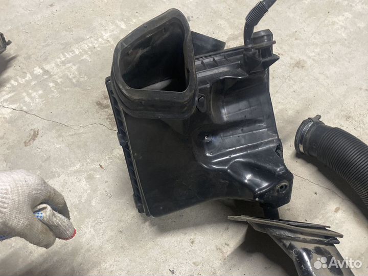 Корпус воздушного фильтра Opel Astra J A14NET 2013