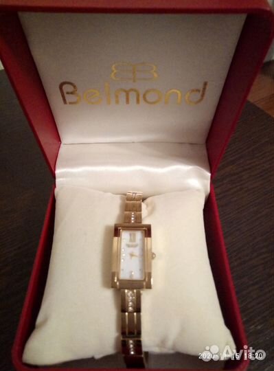 Часы Belmond на браслете женские позолоченные
