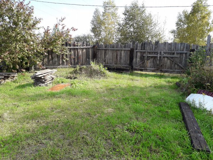 Дача 16 м² на участке 9 сот.