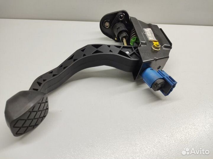 Педаль сцепления Skoda Fabia 6Y2 BBZ 2005