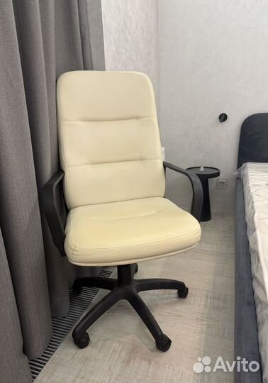 Компьютерное кресло