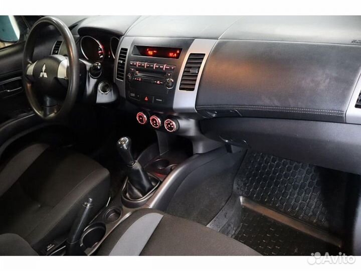 Mitsubishi Outlander 2.0 МТ, 2011, 105 050 км