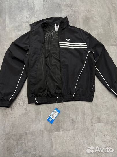 Куртка Adidas весна/осень