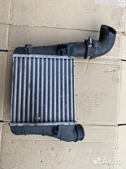 Радиатор интеркулера Audi A4 B6