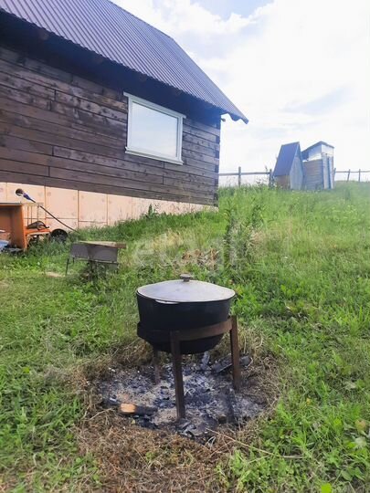 Дом 24,9 м² на участке 15 сот.