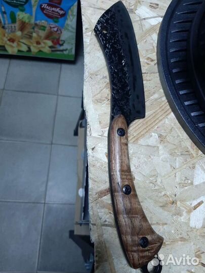 Нож-топор для рубки костей И мяса