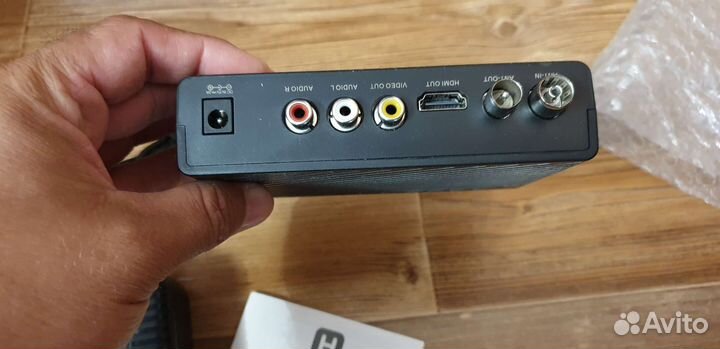 TV приставка для цифрового тв. Harper HDT2-1513