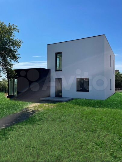 Дом 220 м² на участке 7 сот.