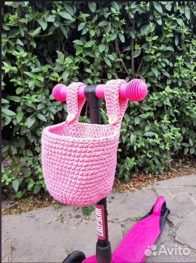 Корзина на кроватку. Вязаная корзина для игрушек