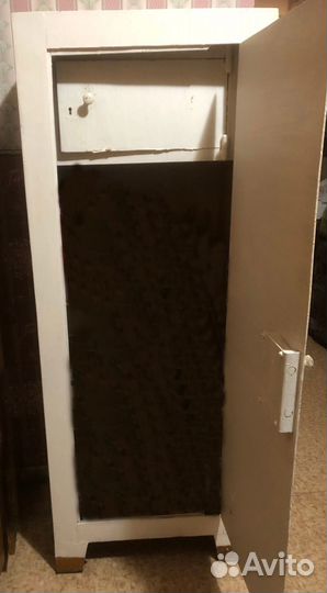 Сейф металлический большой