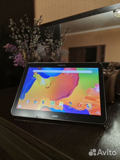 Планшет Samsung Galaxy Tab 4 10.1