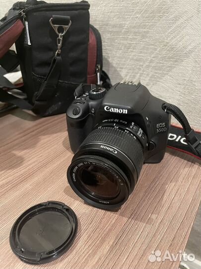 Зеркальный фотоаппарат canon 550d
