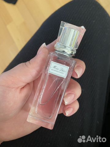 Духи Dior blooming bouquet roller pearl