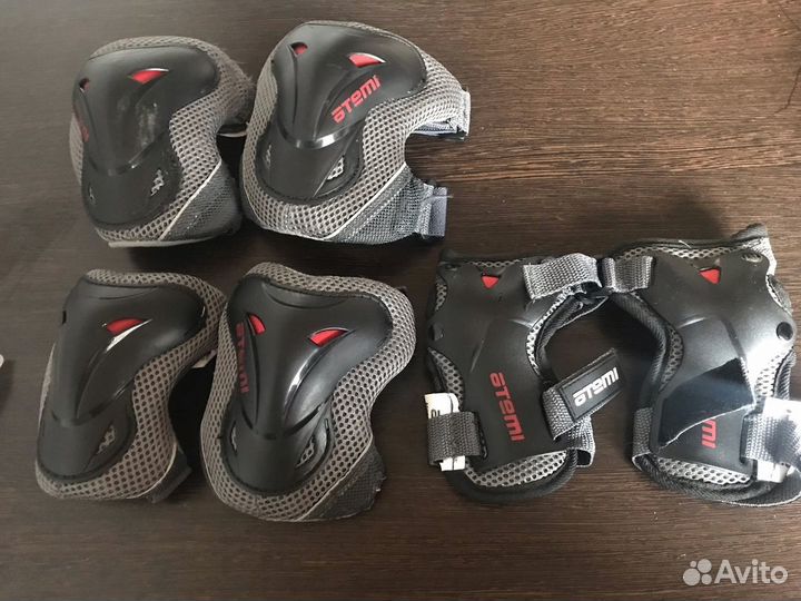 Продаю комплект защиты для катания на велосипедах
