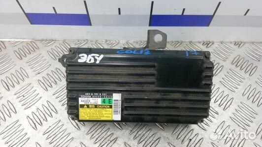 Блок управления lexus LS 4 (COL13NC17)