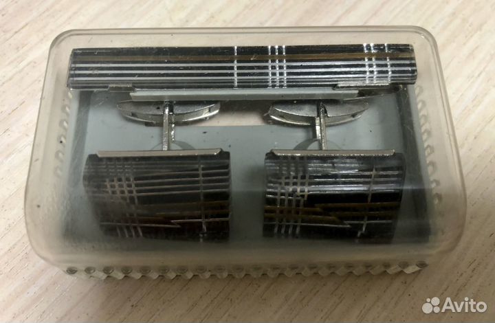 Набор. Запонки и зажим для галстука