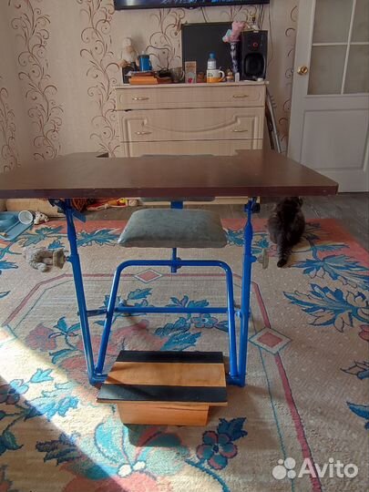 Стол -стул (с подлокотниками) - парта