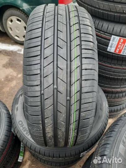 Kumho Ecsta HS52 195/55 R16 87V