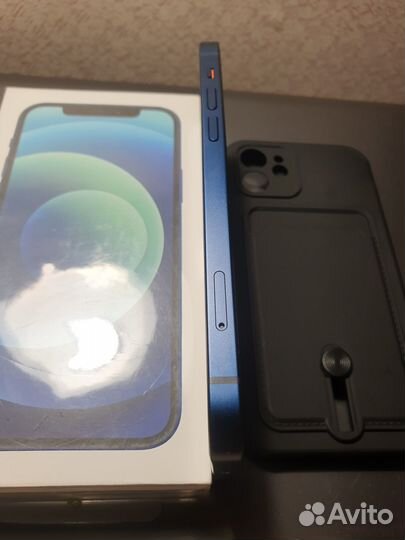 iPhone 12, 64 ГБ