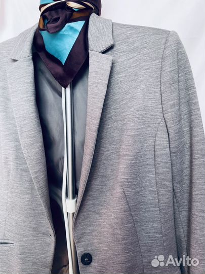 Пиджак hm 46 разиера новый