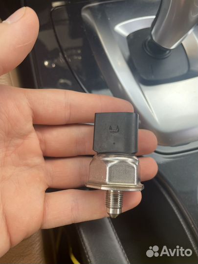 Датчик давления топлива BMW 7537319-05