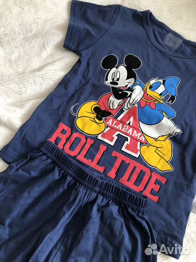 Новый детский костюм 110