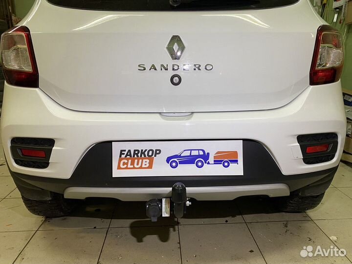 Фаркоп для Renault Sandero Stepway 2014- н.в