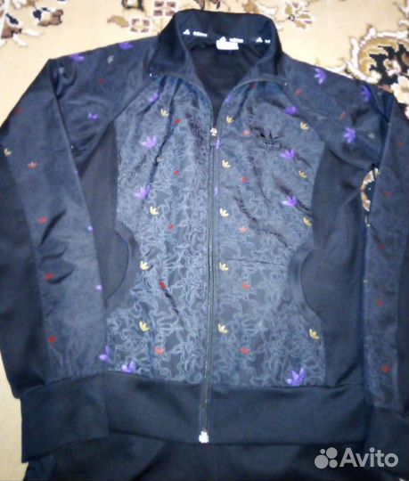 Спортивный костюм