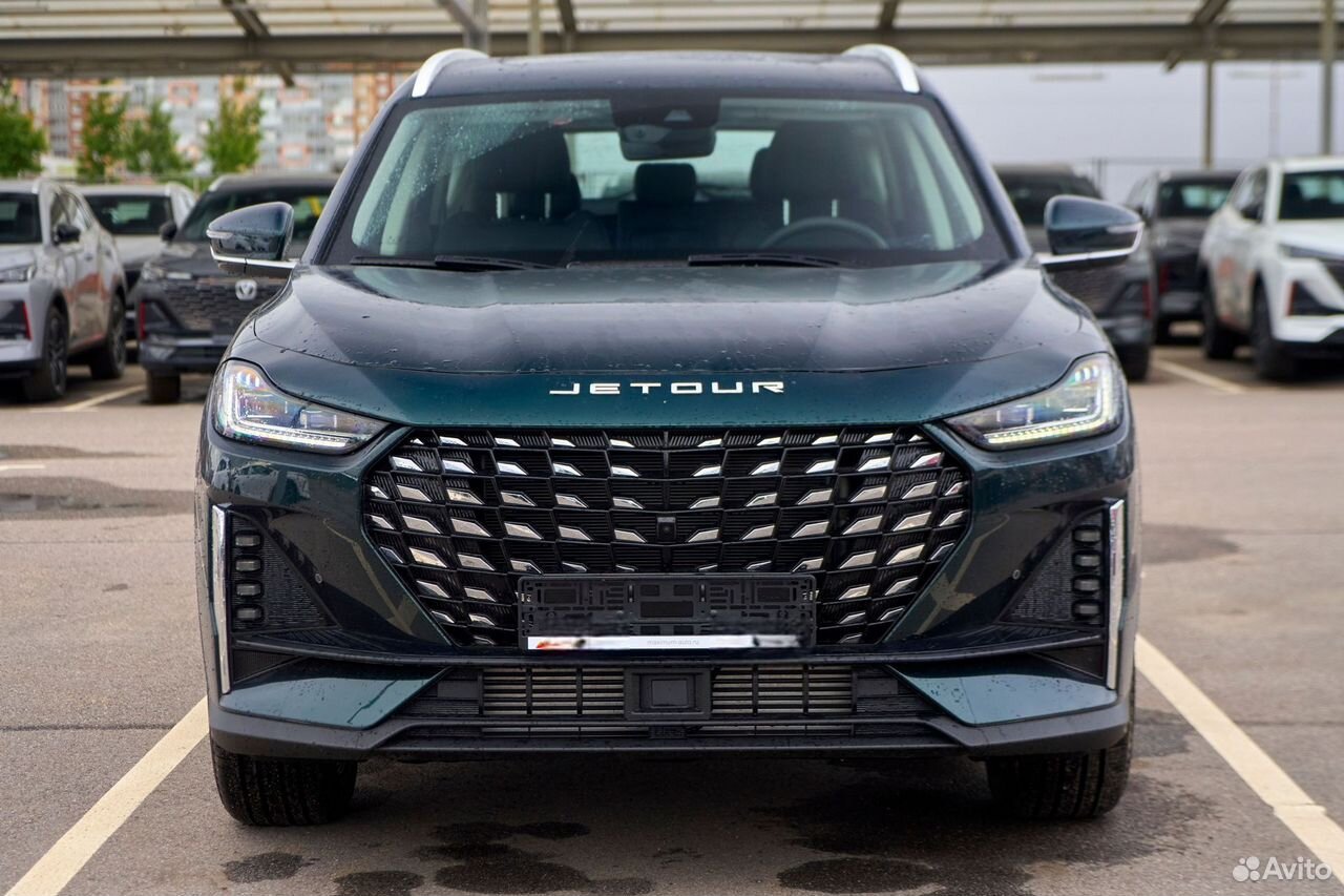 Jetour X70 Plus 1.6 AMT, 2026