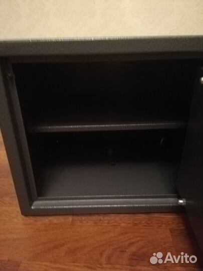 Сейф мебельный