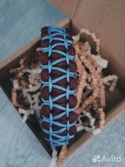 Браслеты и темляки из паракорда