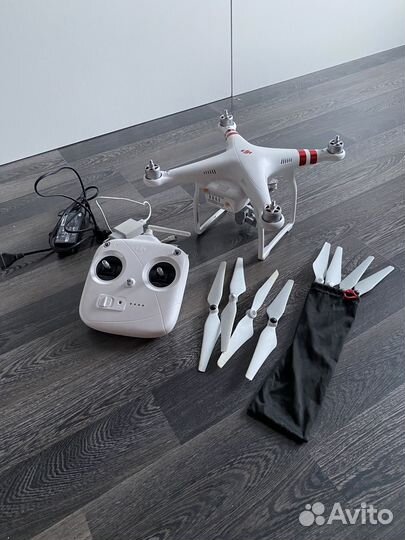 Квадрокоптер Dji phantom 3