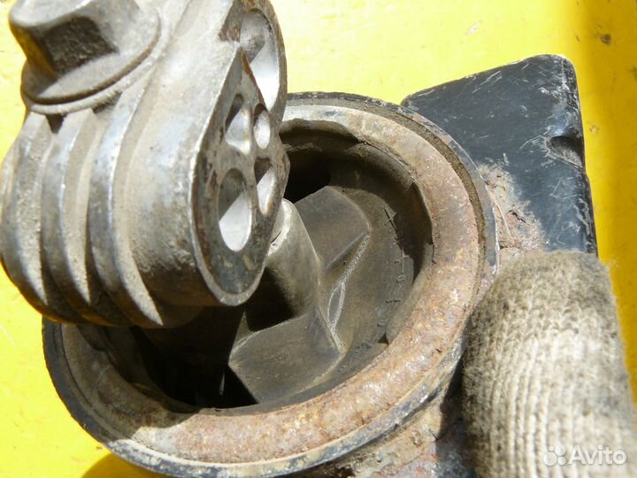 Опора кпп левая для Chevrolet Lacetti