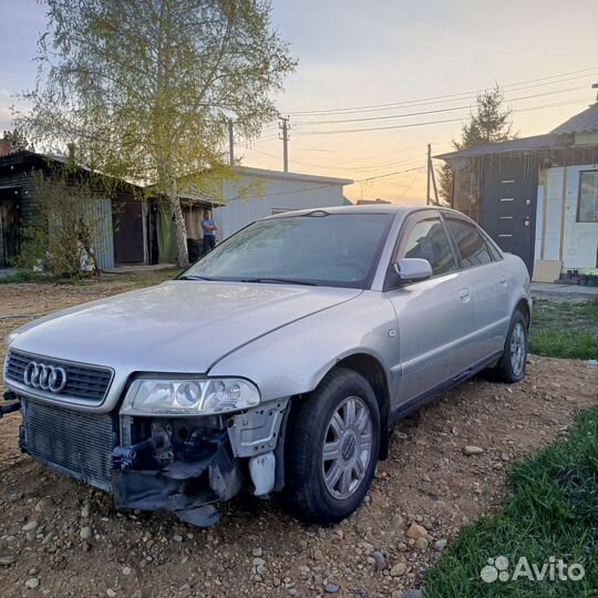 Audi a4 на запчасти