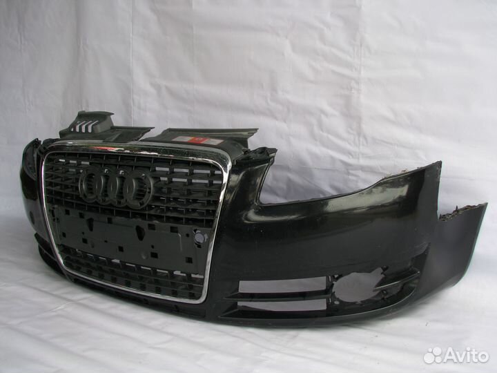 Audi A4 B7 Бампер передний 2005+