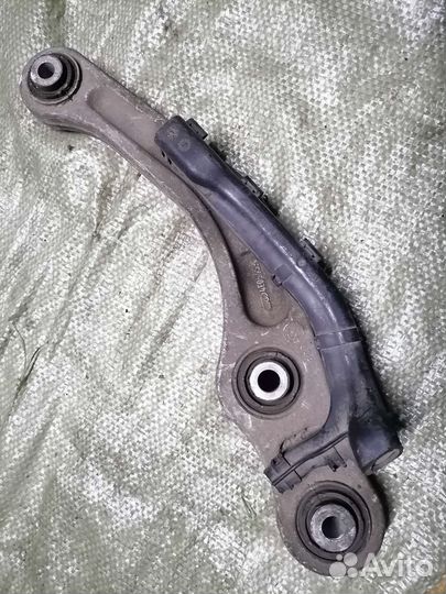Рычаг задний верхний audi A8 d3 4e