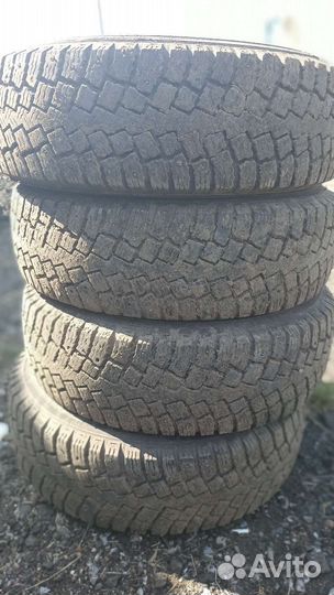 Nokian Tyres Hakkapeliitta LT 225/75 R16