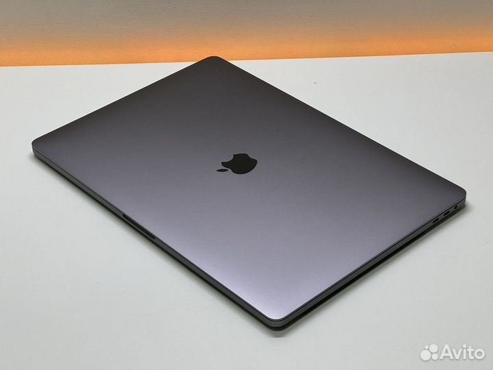 Топ MacBook Pro 16 2021 i9/16/512/Radeon