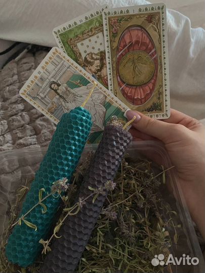 Свечи, заряженные на финансовое благополучие