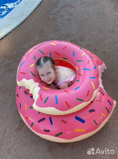 Надувной круг Пончик 120см