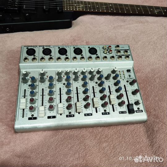 Микшерный пульт behringer MXB 1002