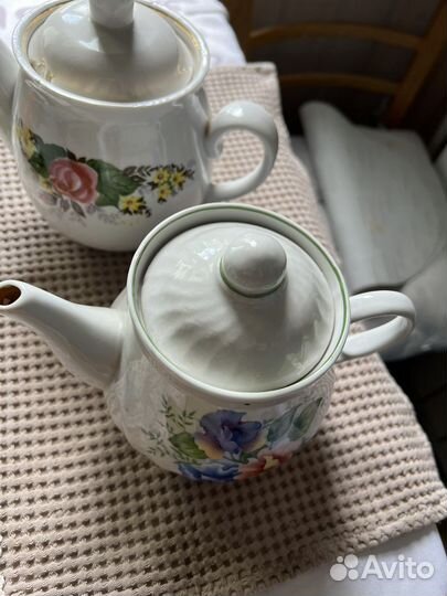 Чайник заварочный и сахарница