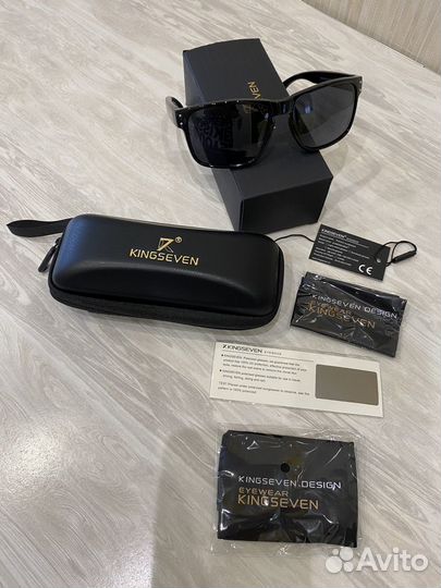 Солнцезащитные очки