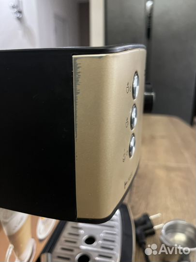 Кофемашина polaris