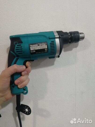 Ударная дрель Makita HP 1630