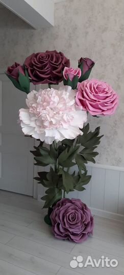 Композиция из ростовых цветов, Фотозона