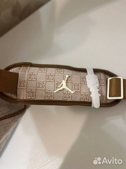 Сумка Jordan Monogram Duffle Bag Бежевая, оригинал